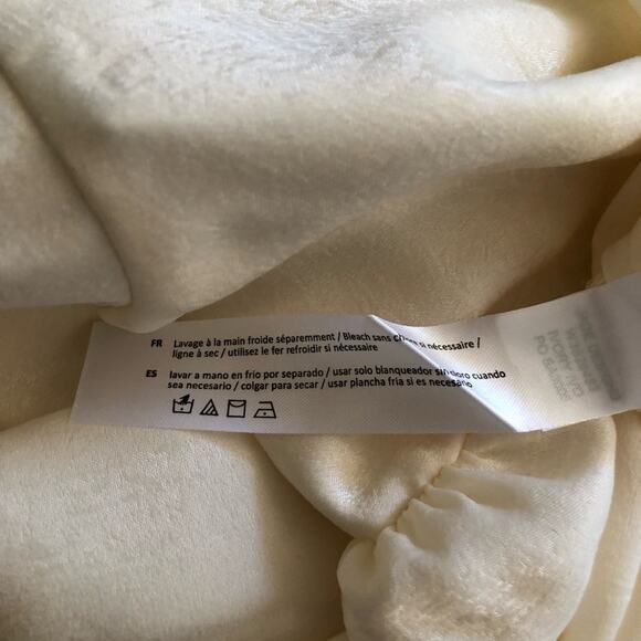 Band Of The Free NWT Cash VNeck Long Sleeve Billowing Sleeves Ivory Top Large - Picture 10 of 14